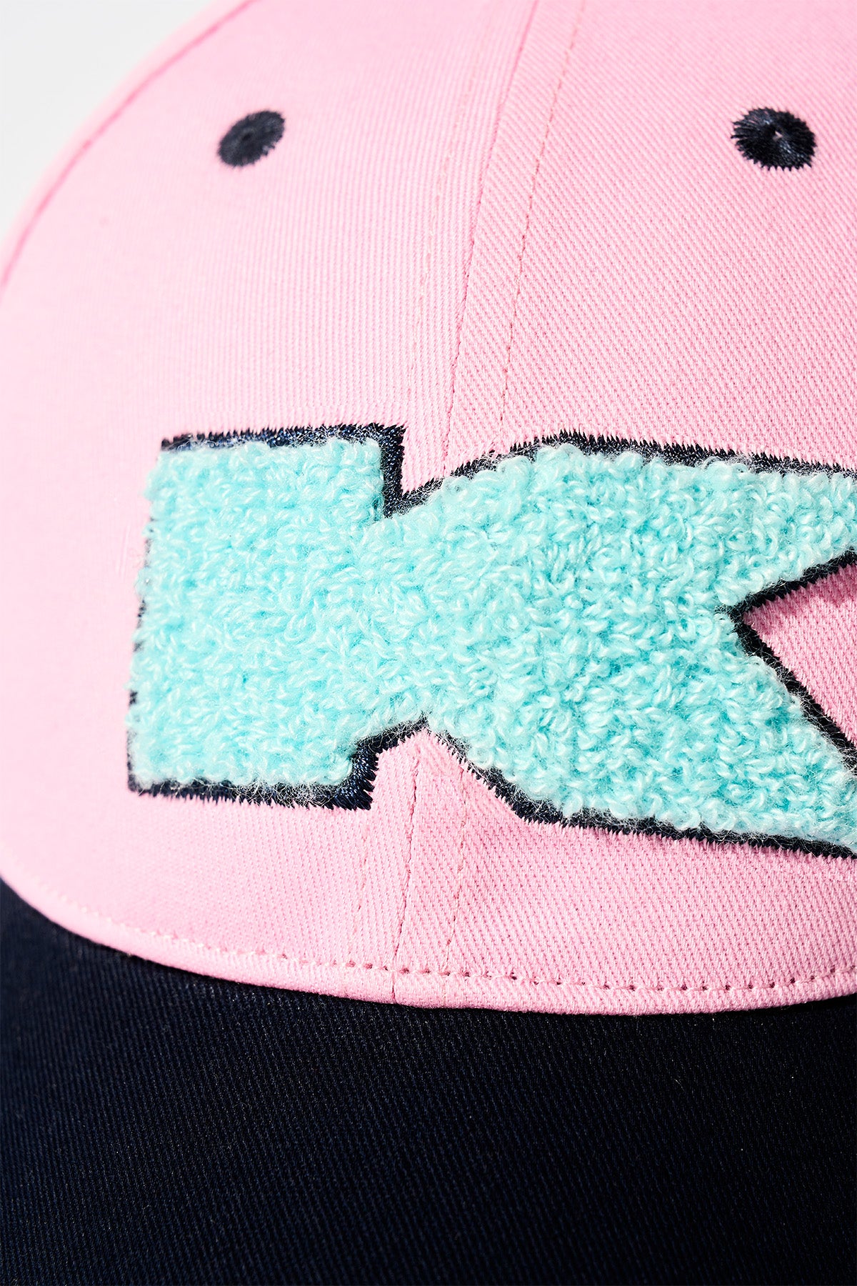 CAP [Pink × Navy]