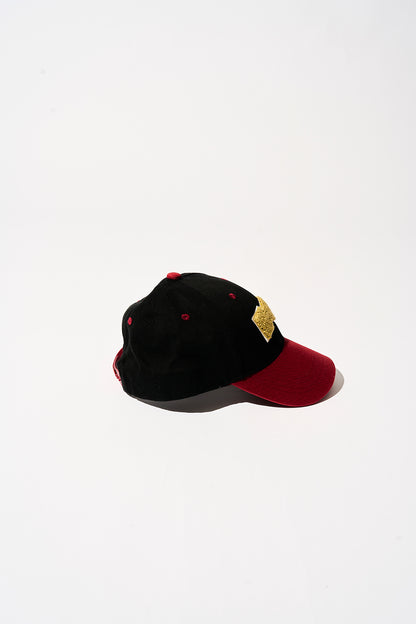 CAP [Black × Red]