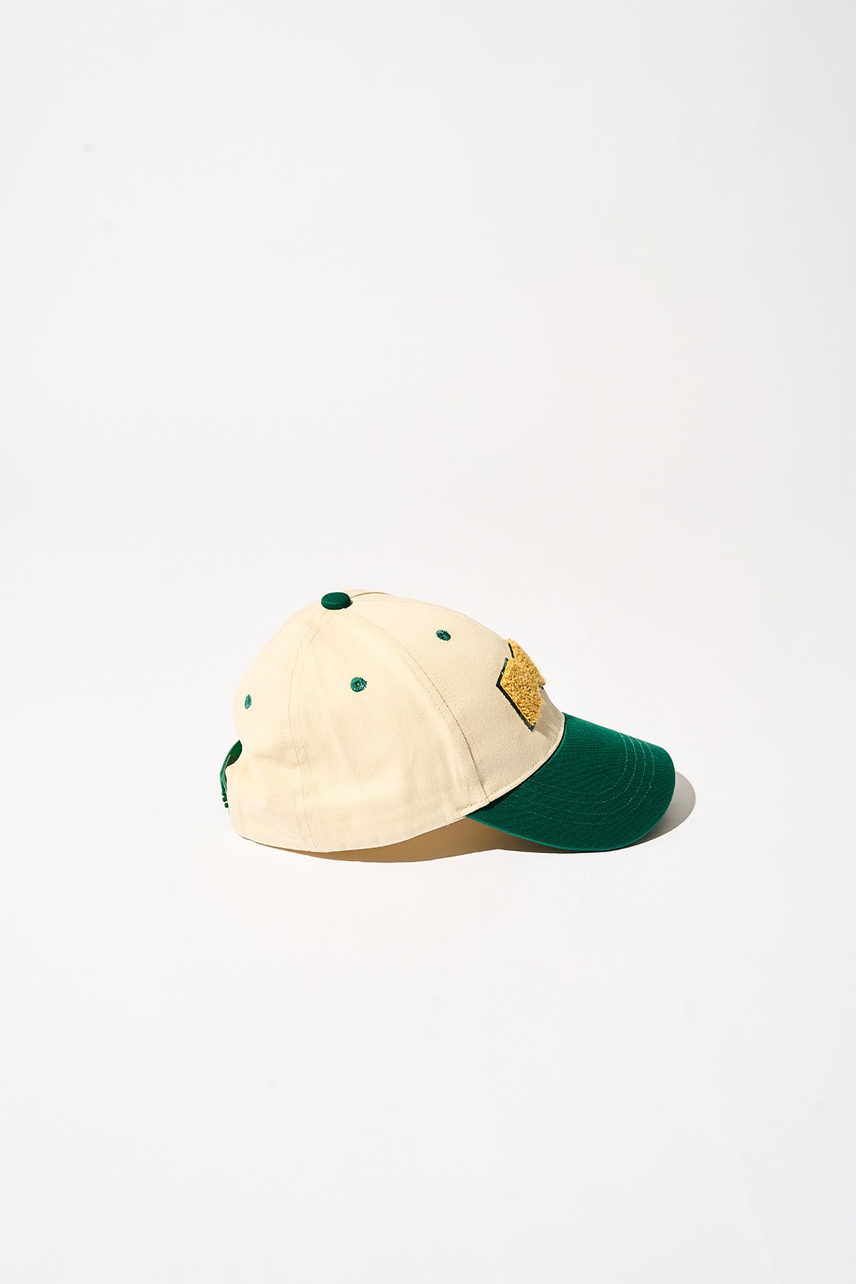 CAP [White × Green]