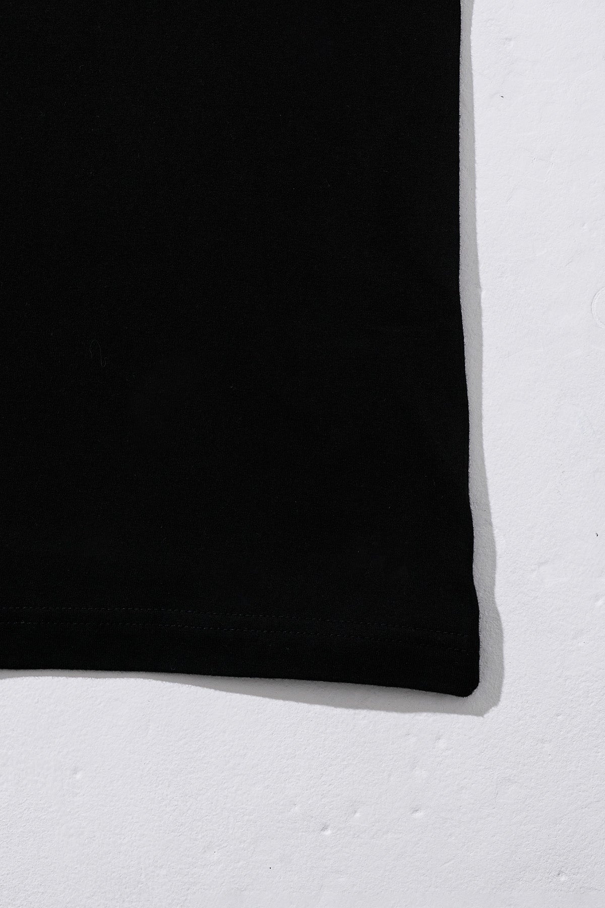 26TEE [Black]