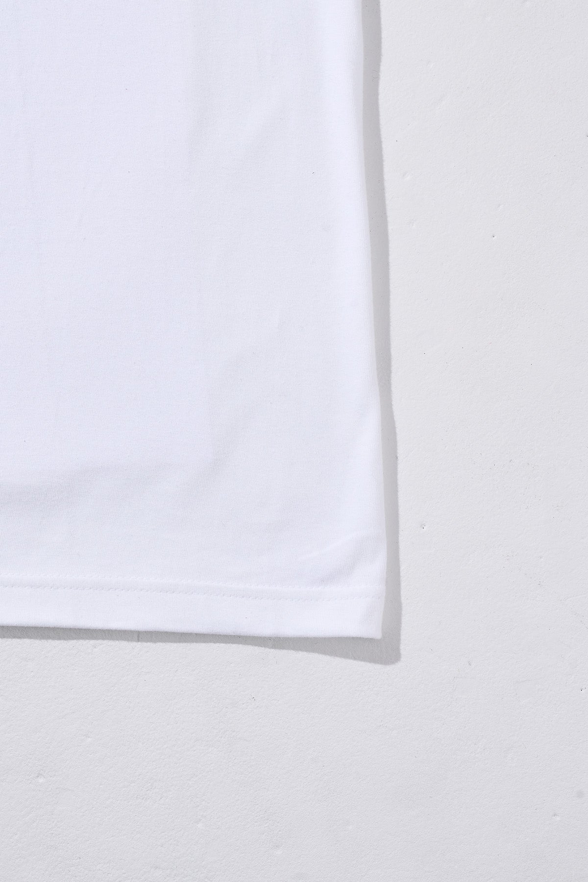 26TEE [White]